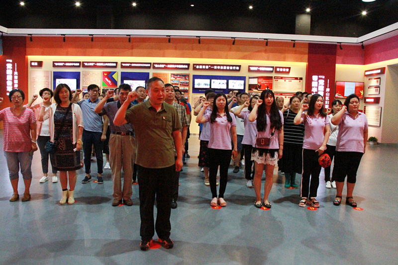 28365365����Ͷע��֯ȫ�嵳Աѧϰ�ι۷�ɽ����Ⱥ���������